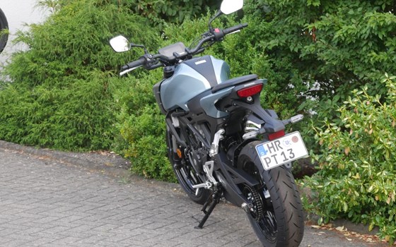 Gebrauchtmotorrad Honda CB125R - Bild 6