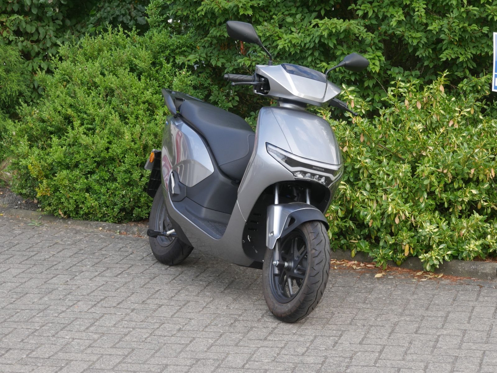 Honda CUV e: