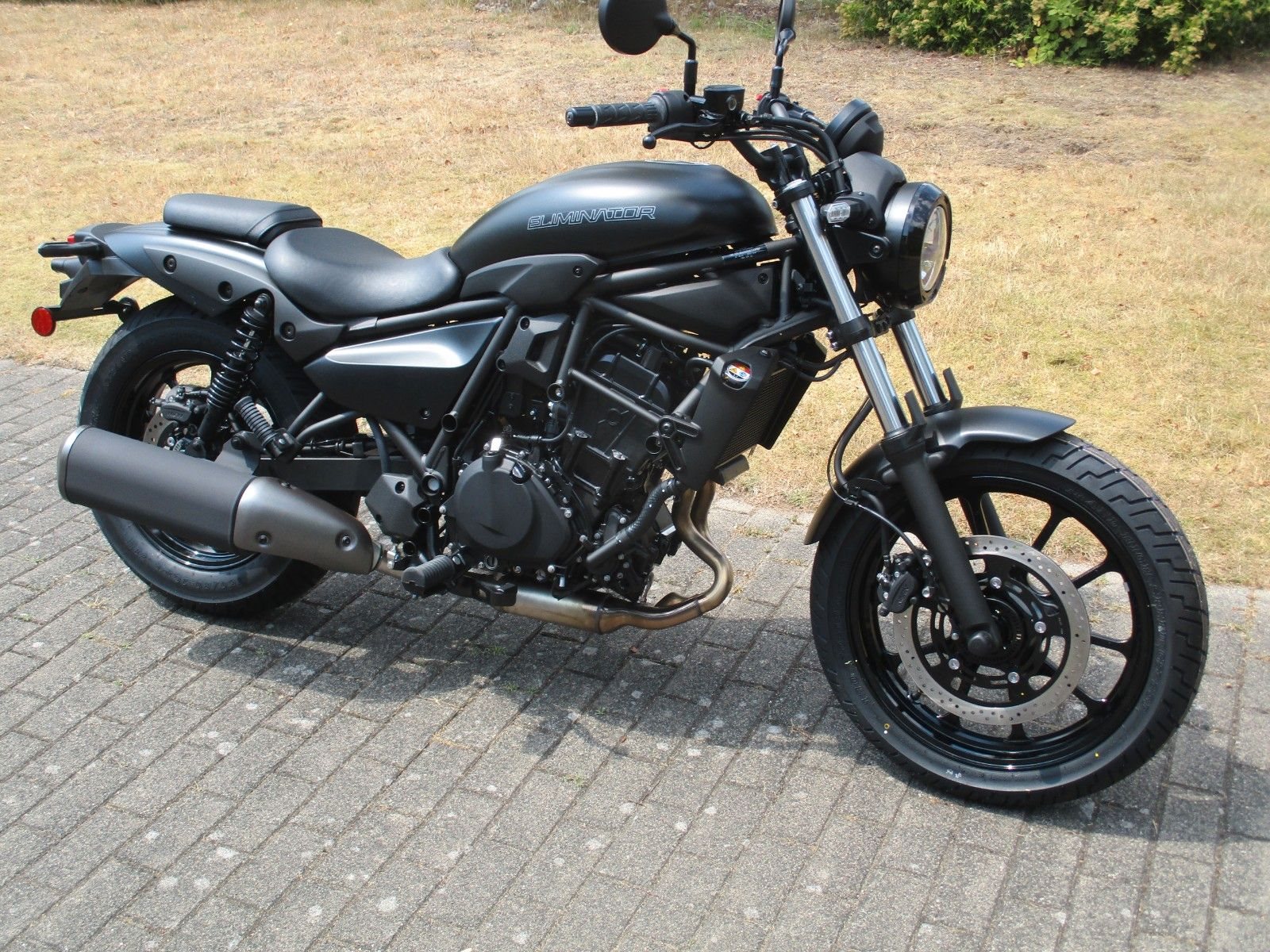 Neumotorrad