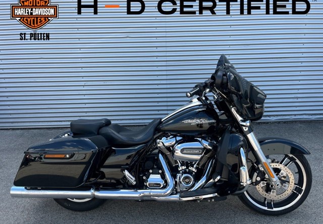 Harley-Davidson Touring Street Glide Special FLHXS (schwarz)