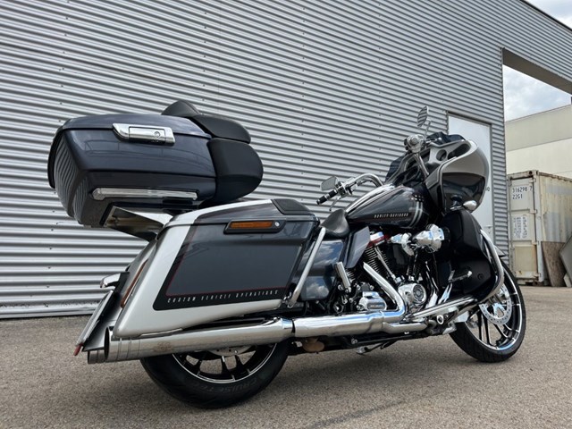 Harley-Davidson CVO Road Glide FLTRXSE (silber) - Bild 10