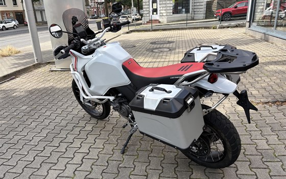 Gebrauchtmotorrad Ducati DesertX - Bild 2
