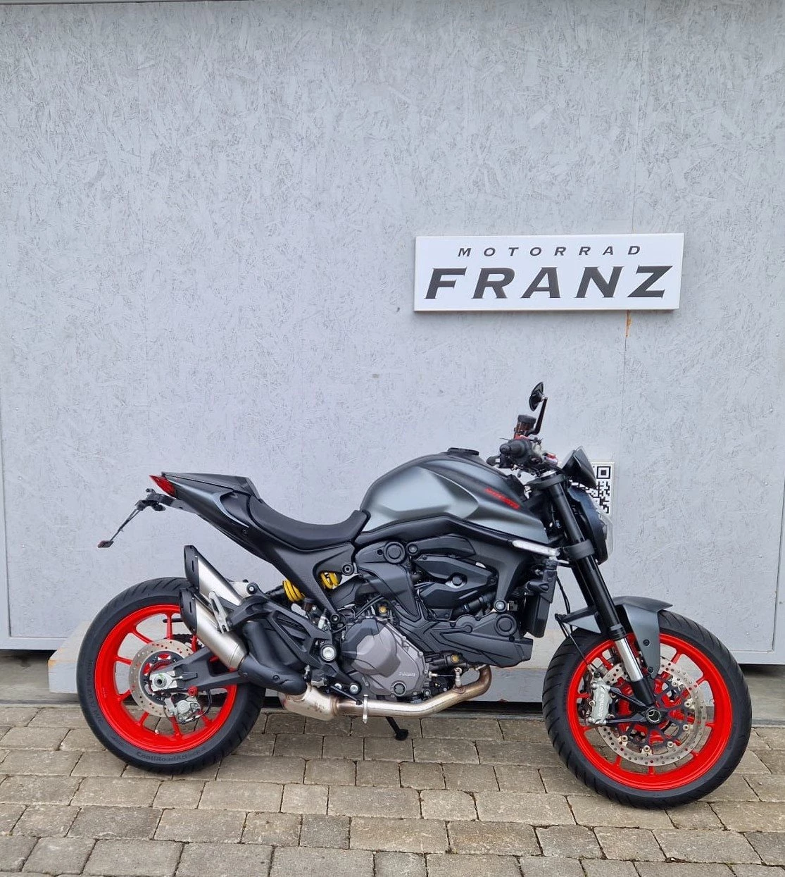 Ducati Monster +