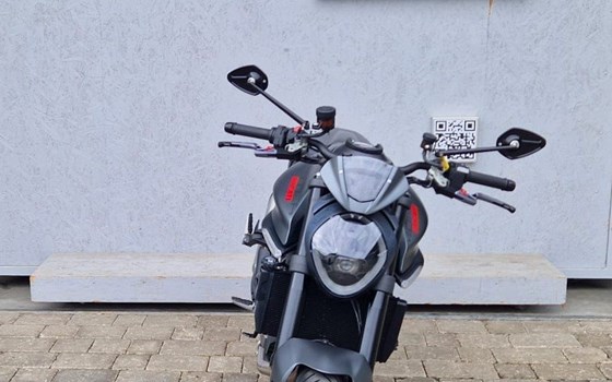 Gebrauchtmotorrad Ducati Monster + - Bild 3
