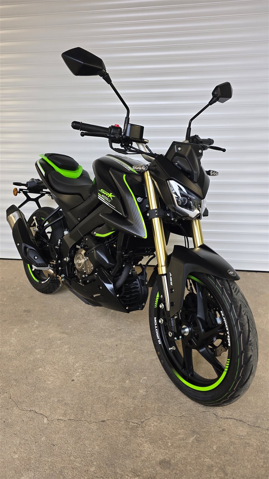 QJ Motor SRK 125 S