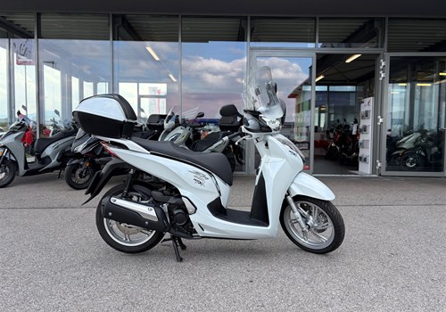 Honda SH300i