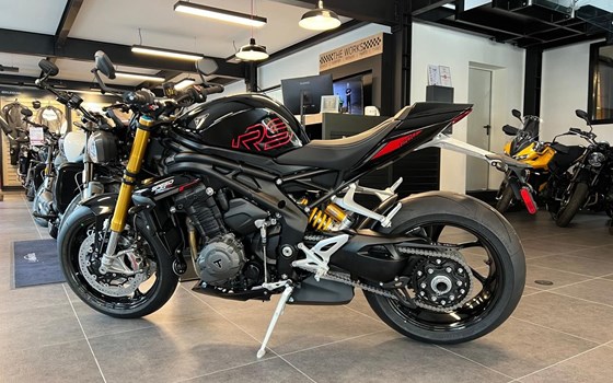 Gebrauchtmotorrad Triumph Speed Triple 1200 RS - Bild 1