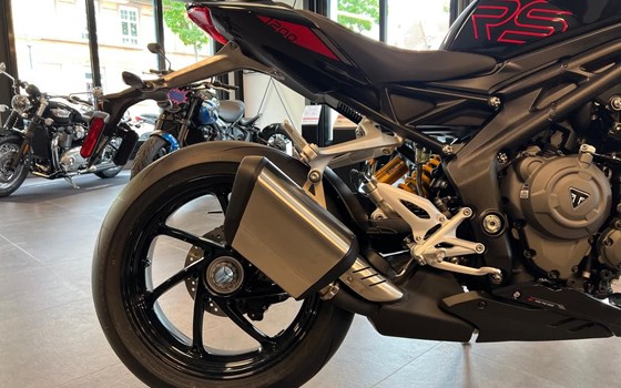 Gebrauchtmotorrad Triumph Speed Triple 1200 RS - Bild 7