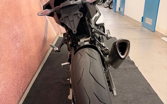 Gebrauchtmotorrad BMW S 1000 RR - Bild 7