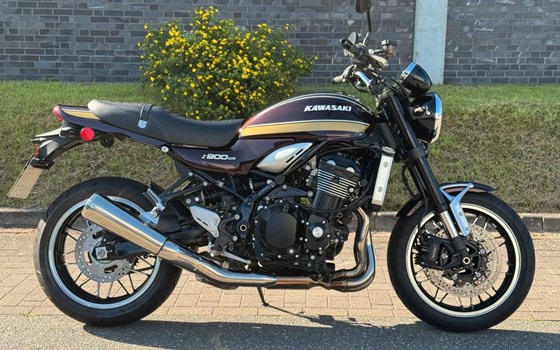 Gebrauchtmotorrad Kawasaki Z900 RS - Bild 1