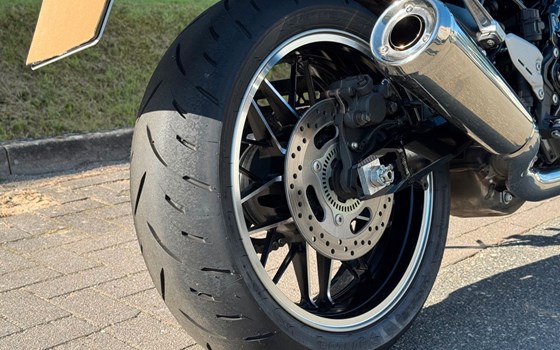 Gebrauchtmotorrad Kawasaki Z900 RS - Bild 10
