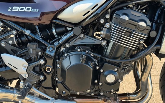 Gebrauchtmotorrad Kawasaki Z900 RS - Bild 16