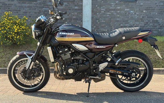 Gebrauchtmotorrad Kawasaki Z900 RS - Bild 4