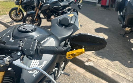 Gebrauchtmotorrad Honda CB1000 Hornet SP - Bild 10