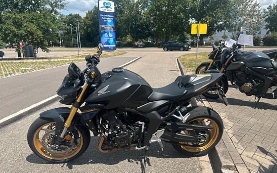 Gebrauchtmotorrad Honda CB1000 Hornet SP - Bild 8