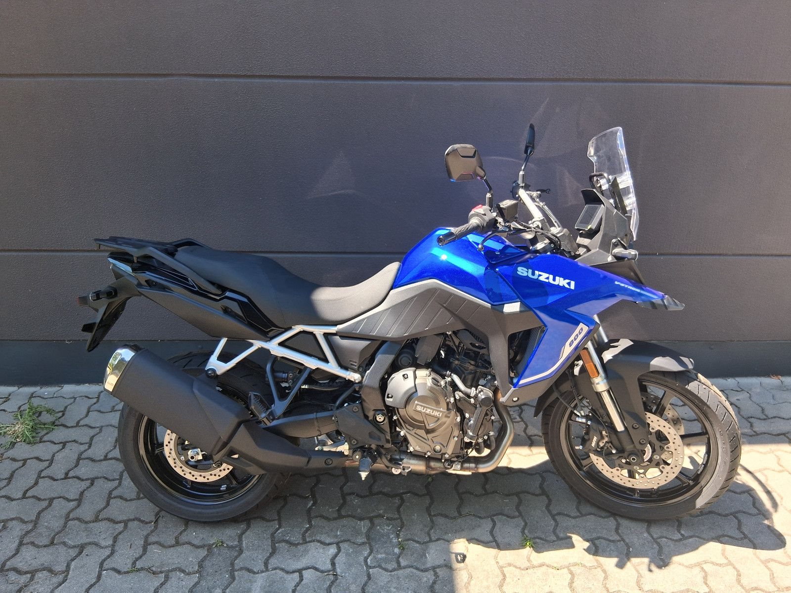 Suzuki V-Strom 800