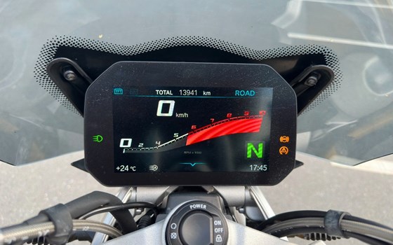 Gebrauchtmotorrad BMW R 1250 R - Bild 9