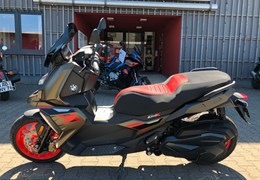 Neumotorrad BMW C 400 X