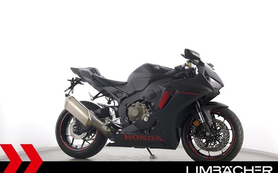 Gebrauchtmotorrad Honda CBR1000RR Fireblade - Bild 1