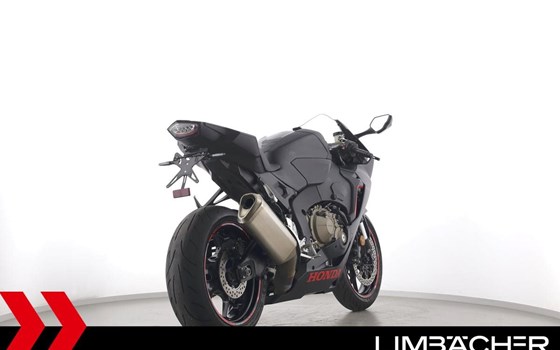Gebrauchtmotorrad Honda CBR1000RR Fireblade - Bild 8
