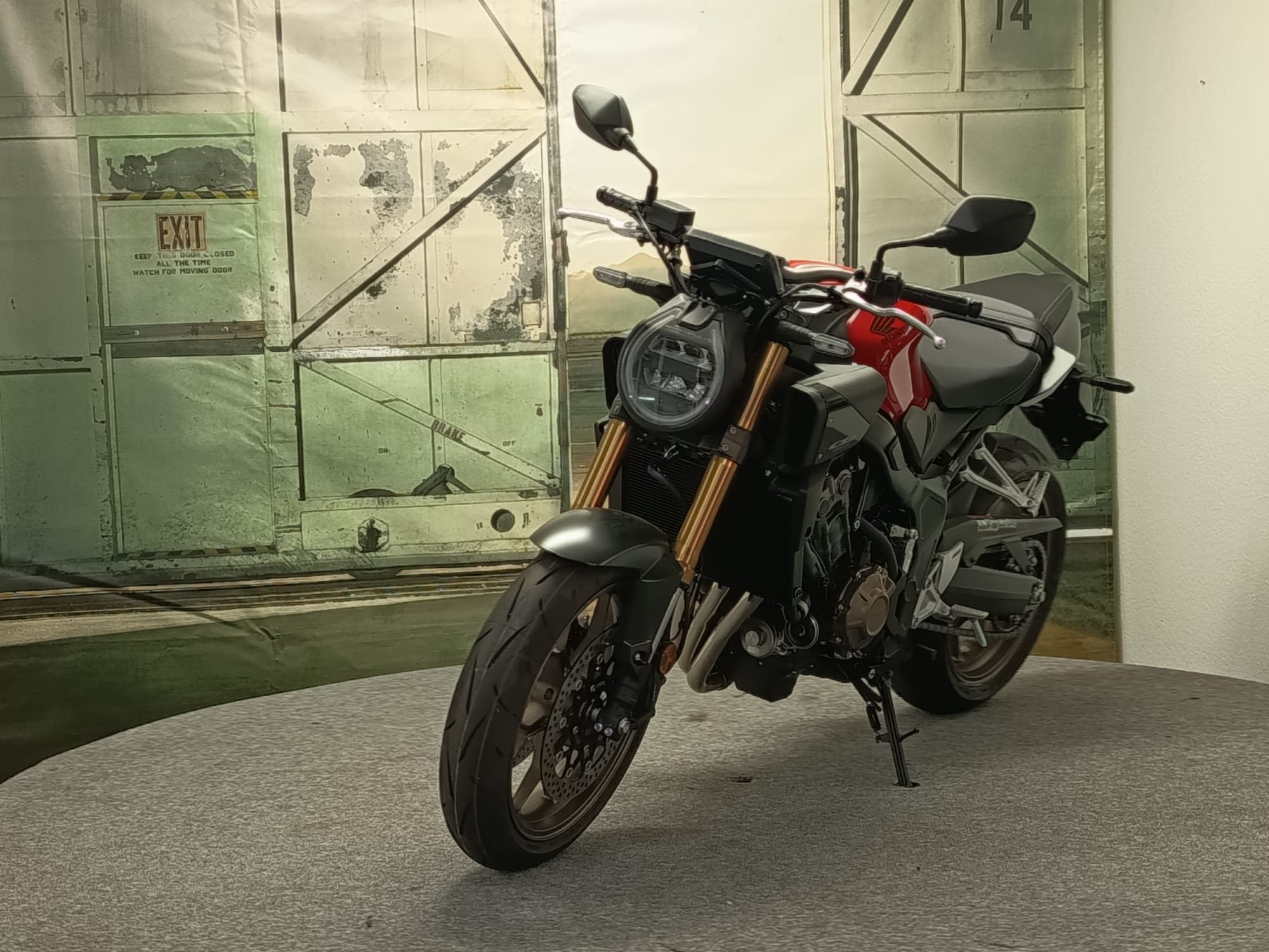 Honda CB650R E-Clutch
