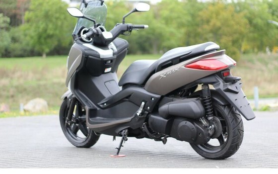 Gebrauchtmotorrad Yamaha X-Max 250 - Bild 16