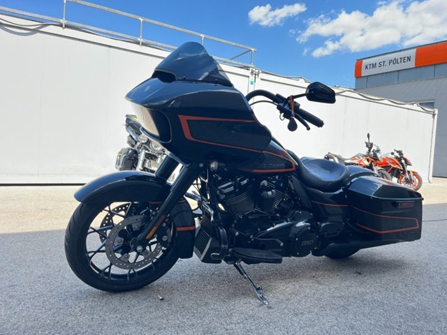 Harley-Davidson Touring Road Glide Special FLTRXS (schwarz) - Bild 11