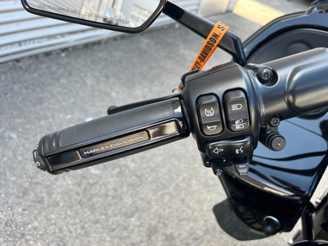 Harley-Davidson Touring Road Glide Special FLTRXS (schwarz) - Bild 15
