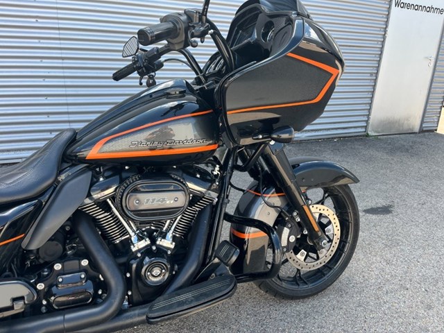 Harley-Davidson Touring Road Glide Special FLTRXS (schwarz) - Bild 4