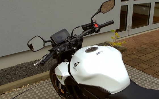 Gebrauchtmotorrad Honda CB500 Hornet E-Clutch - Bild 11