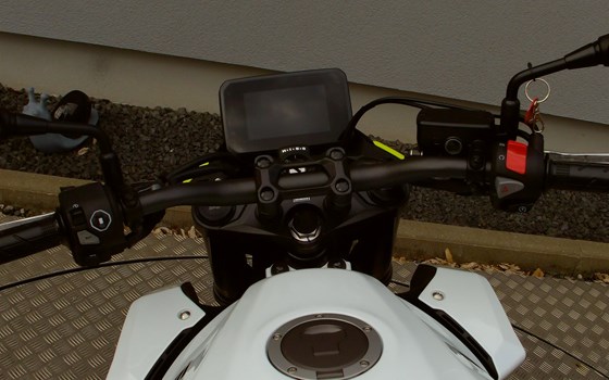 Gebrauchtmotorrad Honda CB500 Hornet E-Clutch - Bild 12