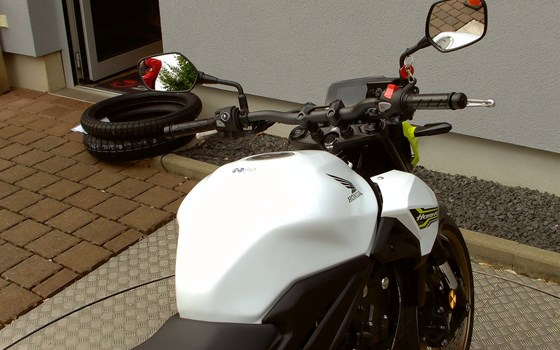 Gebrauchtmotorrad Honda CB500 Hornet E-Clutch - Bild 13