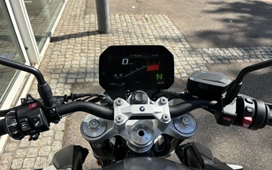 Gebrauchtmotorrad BMW F 900 R - Bild 7