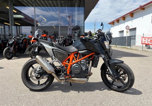 KTM 690 Duke