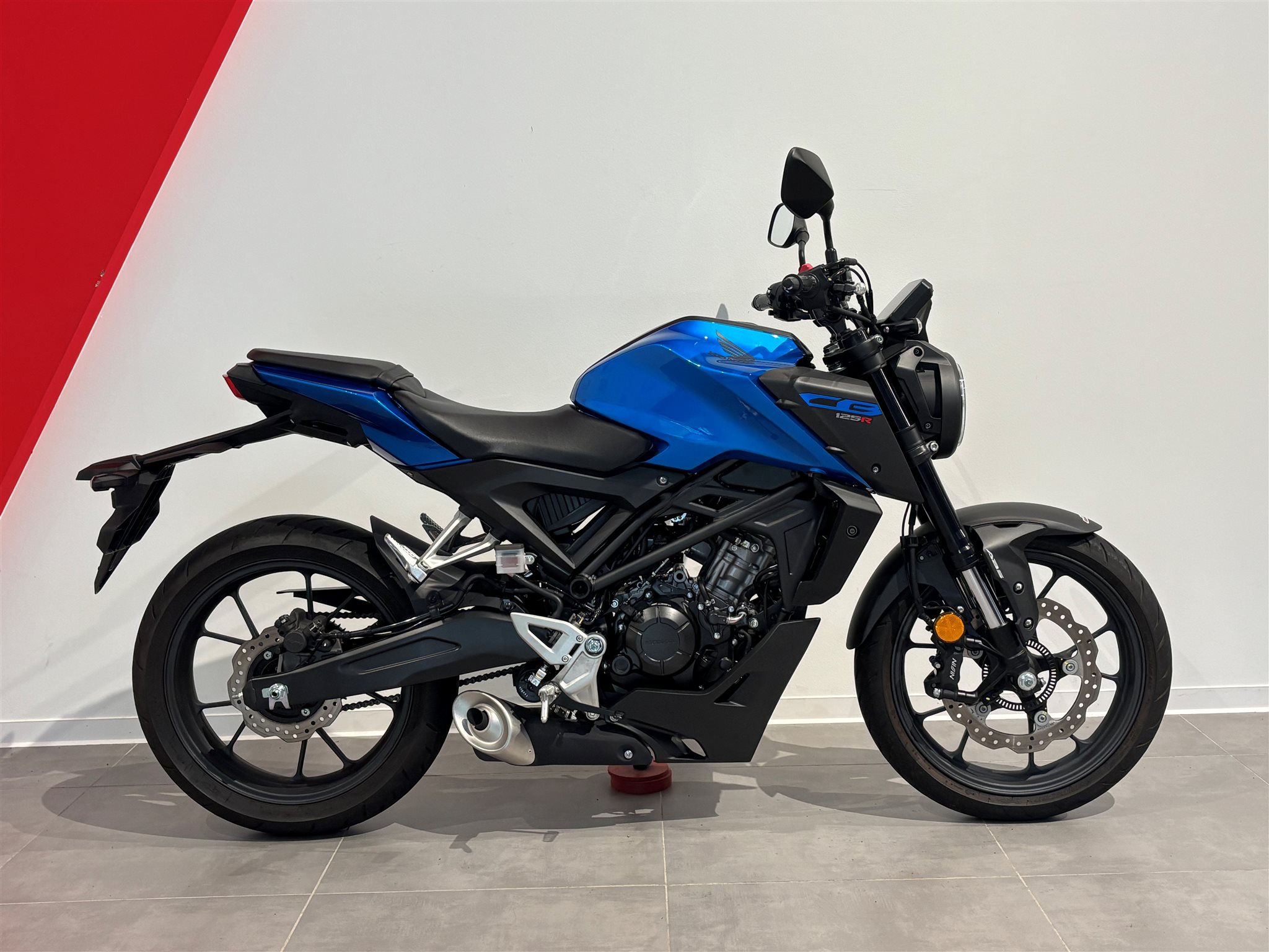 Honda CB125R