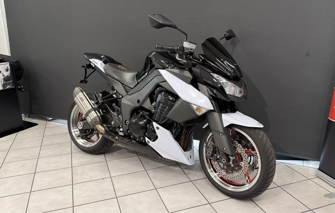 Kawasaki Z1000