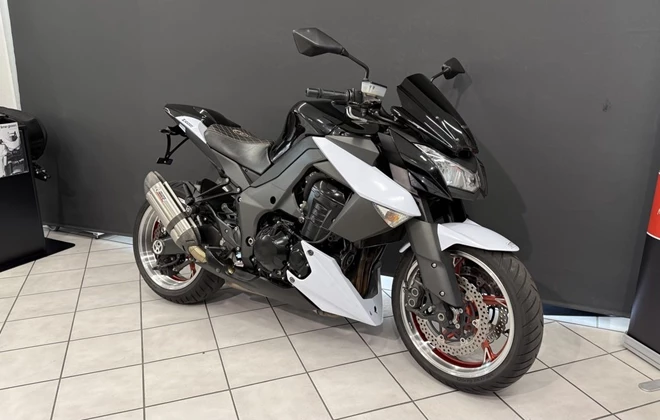 Kawasaki Z1000
