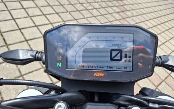 Gebrauchtmotorrad KTM 790 Duke - Bild 11