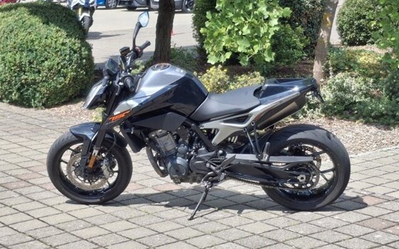 Gebrauchtmotorrad KTM 790 Duke - Bild 3