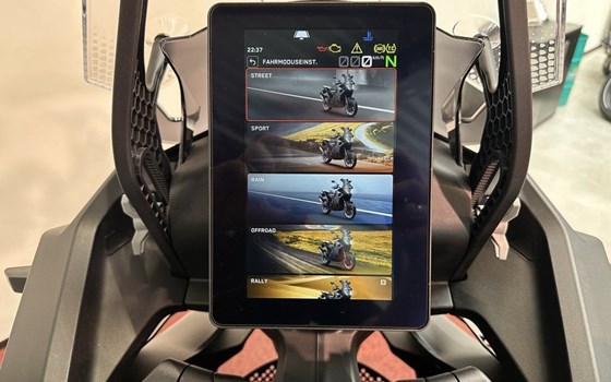Neufahrzeug KTM 1390 Super Adventure S EVO - Bild 12