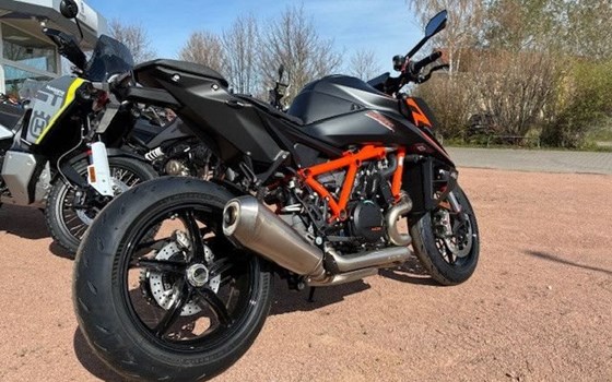 Gebrauchtmotorrad KTM 1390 Super Duke R EVO - Bild 2