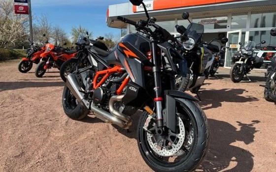 Gebrauchtmotorrad KTM 1390 Super Duke R EVO - Bild 4