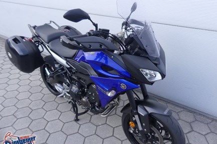 Yamaha Tracer 9