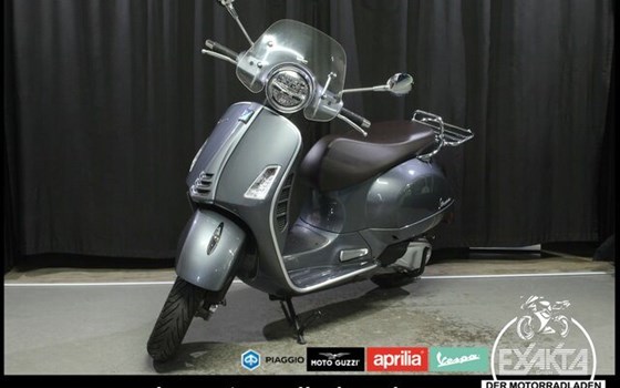 Gebrauchtmotorrad Vespa GTS 300 Touring - Bild 1