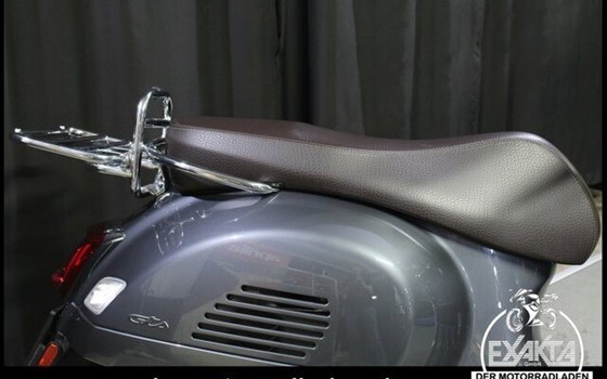 Gebrauchtmotorrad Vespa GTS 300 Touring - Bild 24