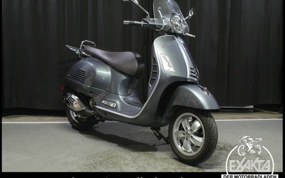 Gebrauchtmotorrad Vespa GTS 300 Touring - Bild 7
