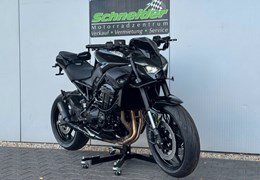 Neumotorrad Kawasaki Z900
