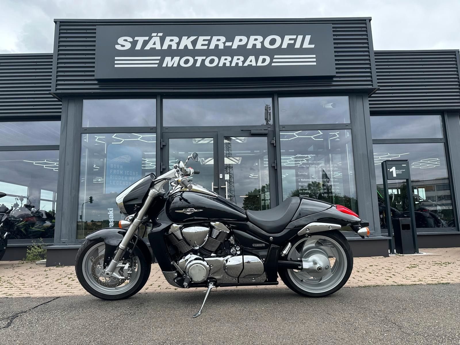 Suzuki VZR 1800