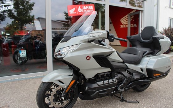 Gebrauchtmotorrad Honda GL 1800 Goldwing Tour DCT - Bild 2