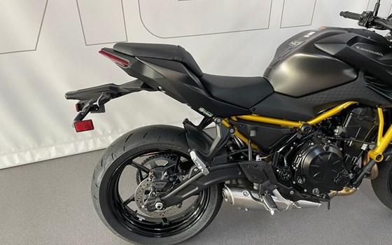 Gebrauchtmotorrad Kawasaki Z650 S - Bild 6